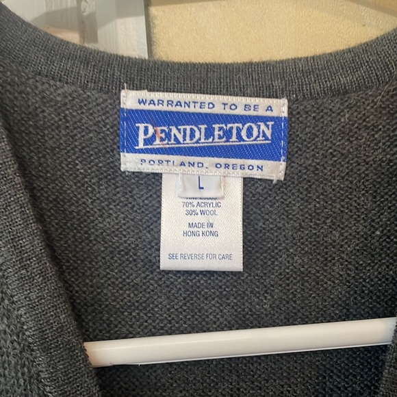 💜Pendleton Vest💜 - Picture 2 of 4